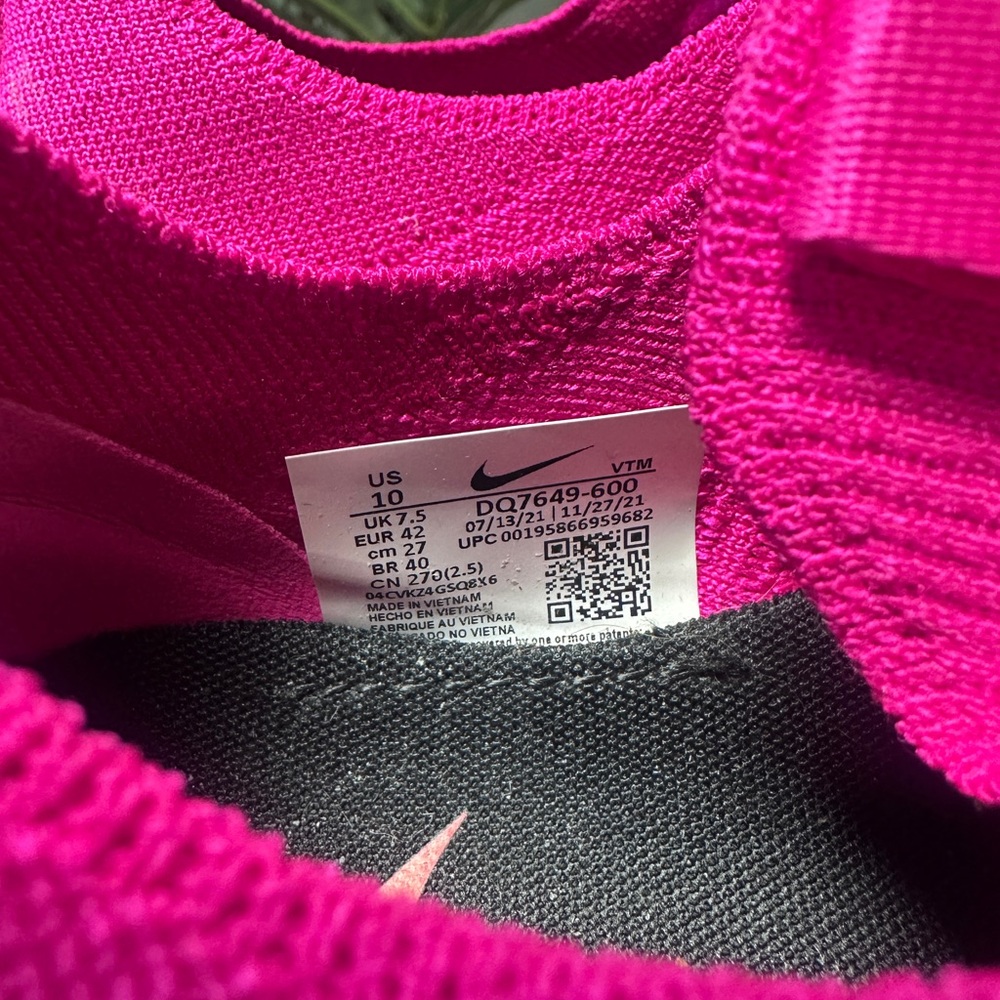 Nike React Phantom Run Flyknit 2 Women's Pink Prime Zebra Slip-On Shoes size 10 - Picture 3 of 8
